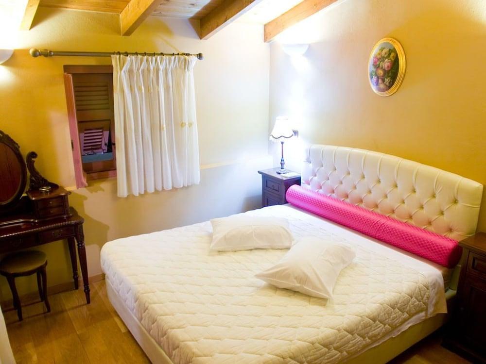 Kyveli Suites Nafplio Exterior photo
